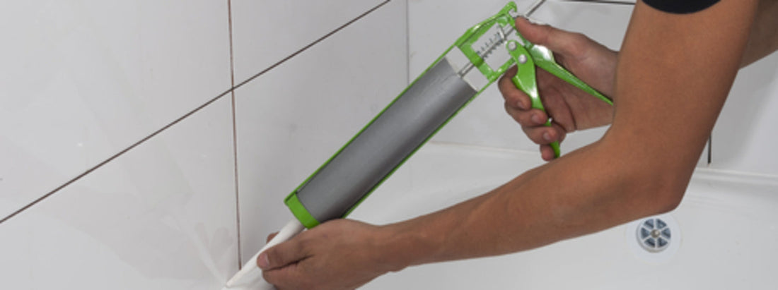 how to caulk your bathroom