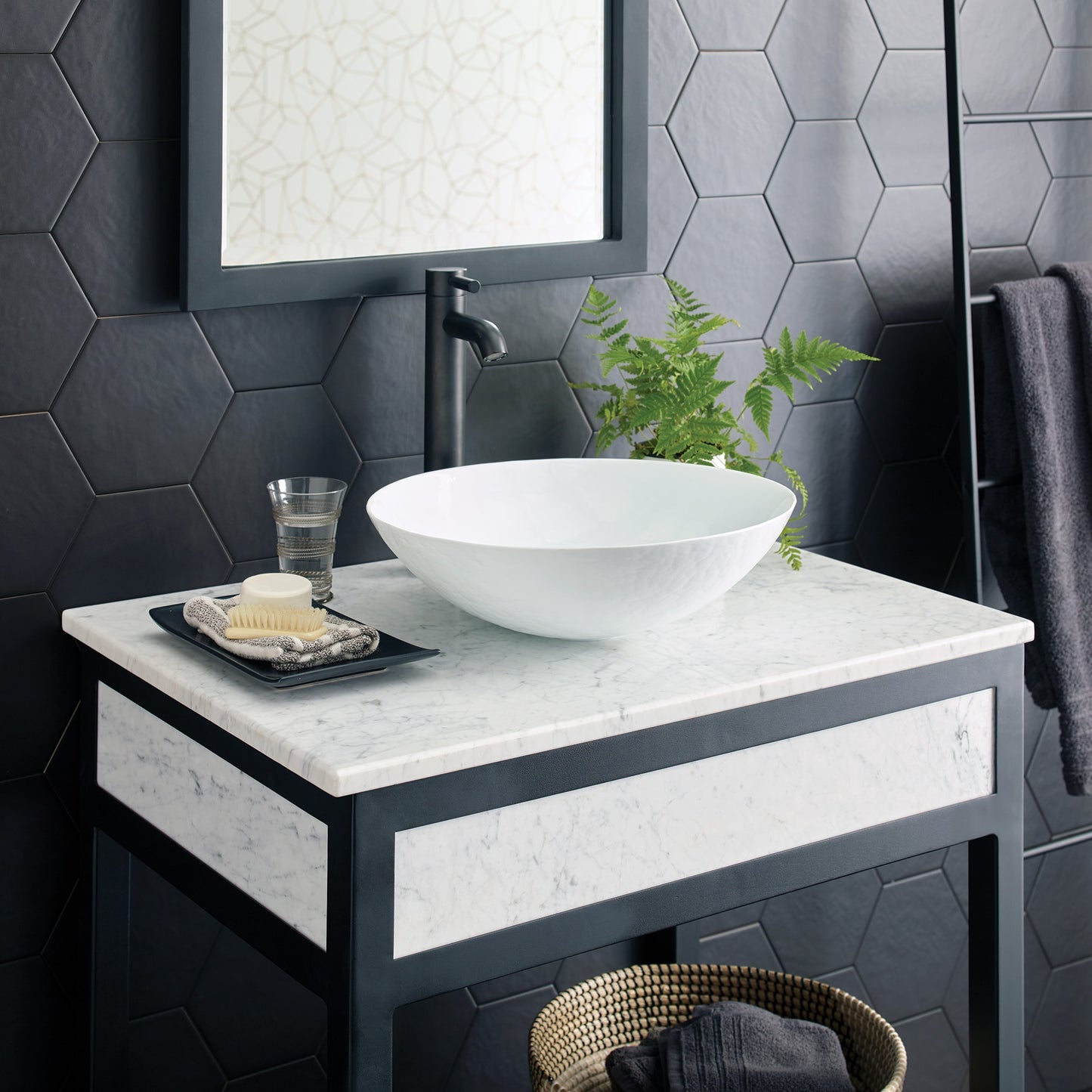 Verona Bathroom Sink